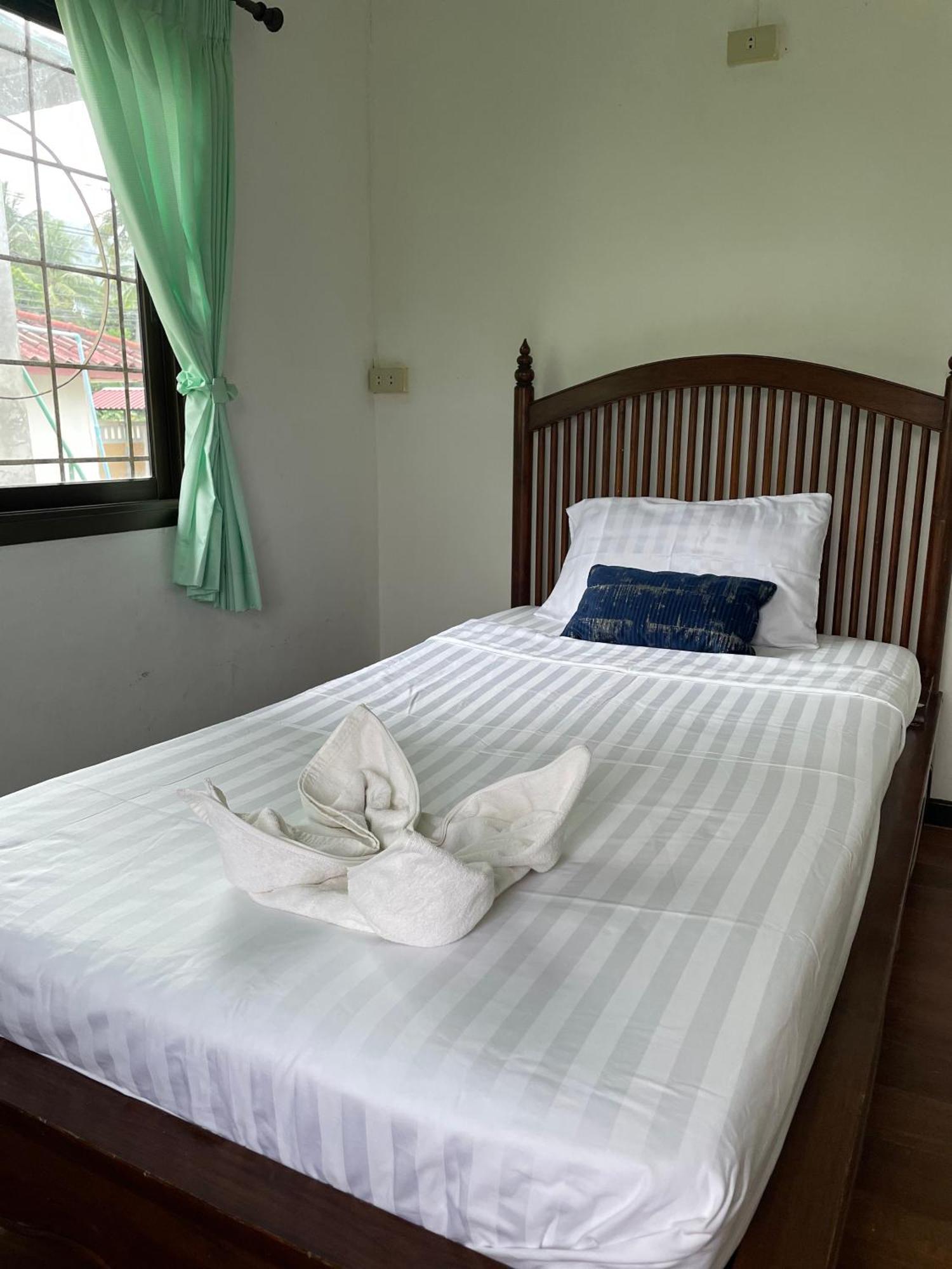 Sunrise Beach Villa Σούρατ Τανί Δωμάτιο φωτογραφία